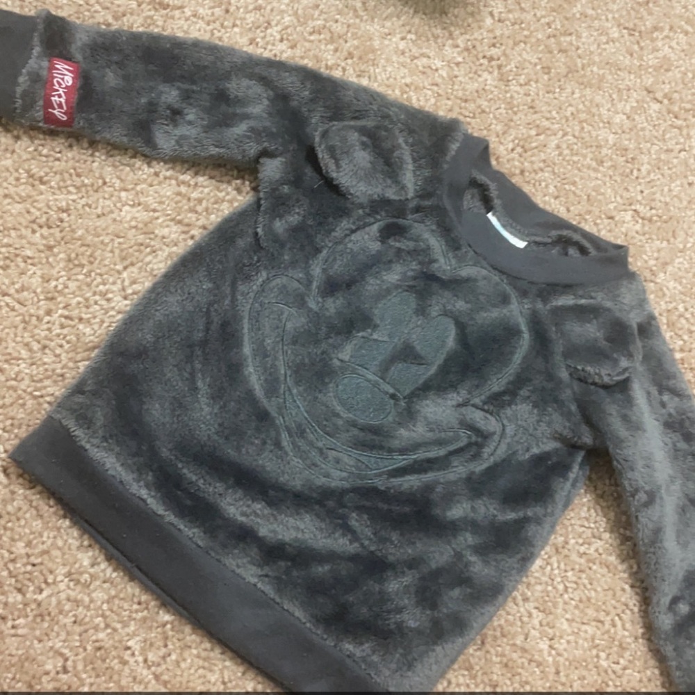 Mickey Mouse sweater